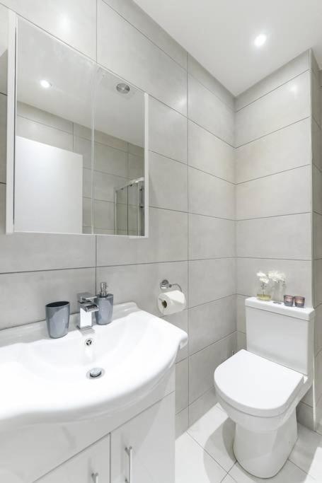 לונדון City Sparrow Apartments 4 מראה חיצוני תמונה
